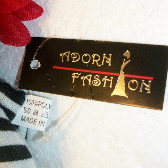 ADORN FASHION Zebra Print Infinity Scarf NWT - Picture 2 of 2